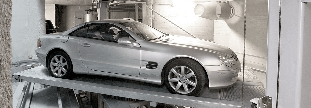 Mercedes en la cabina de transferencia MasterVario R3L